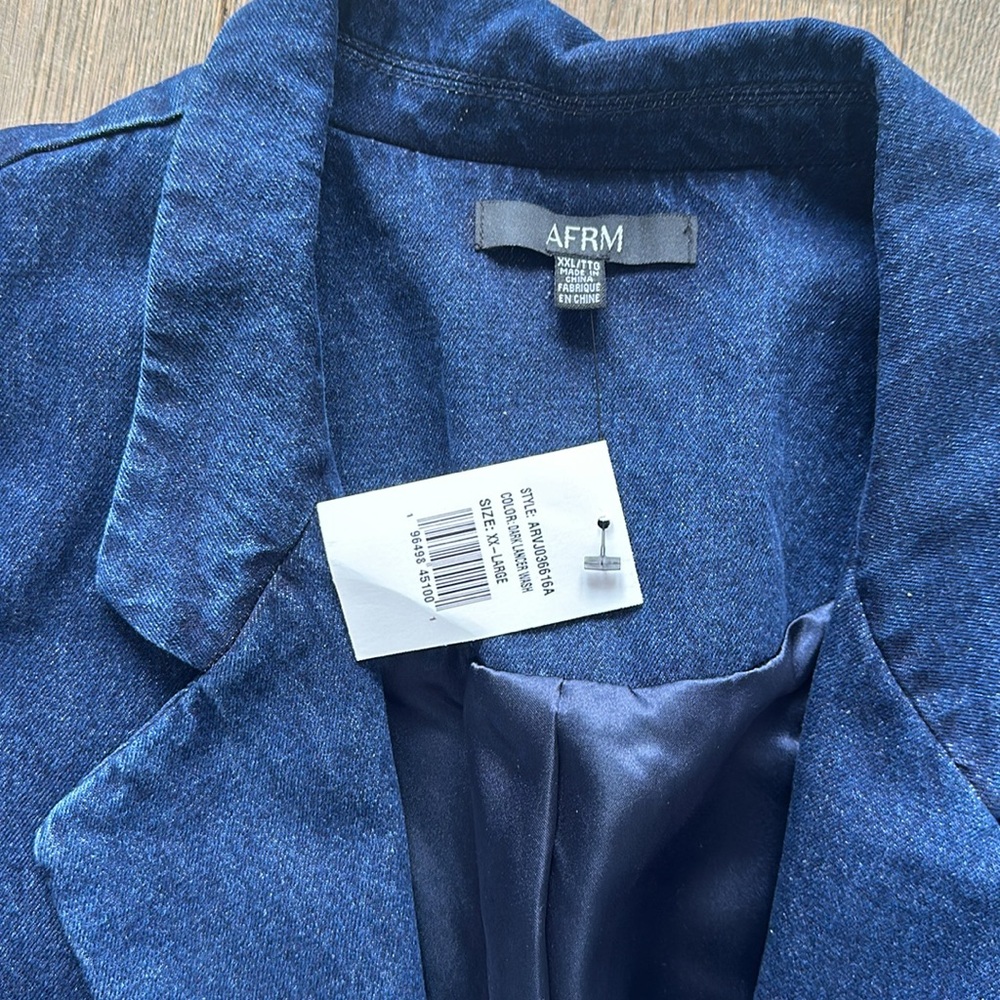 AFRM - Agnes Blazer in Dark Lancer Wash - Picture 2 of 3